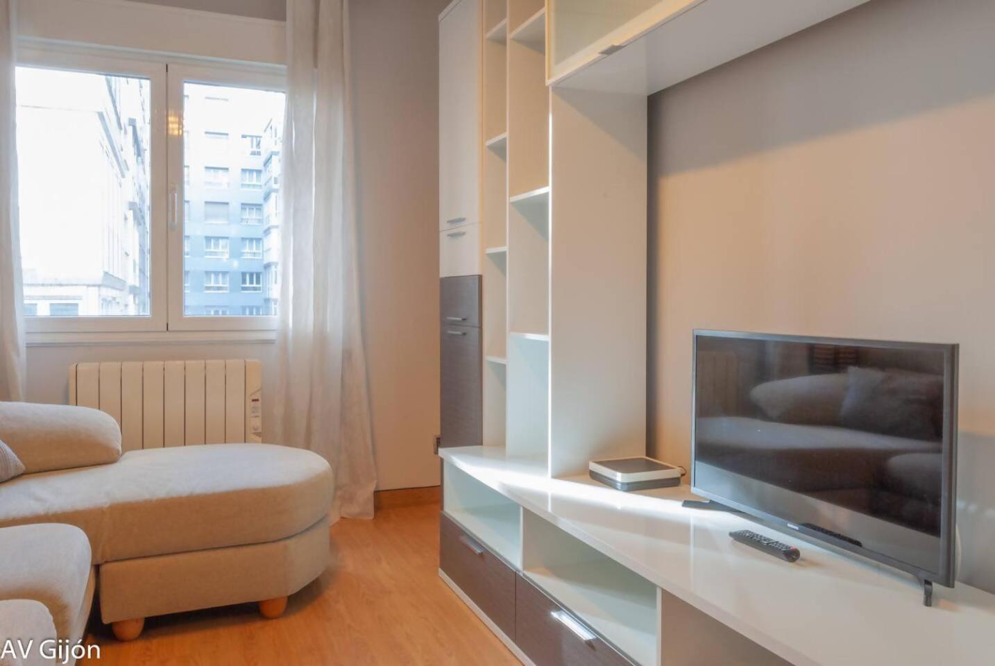 Apartamento Av Premio Real 16 Gijón Exterior foto